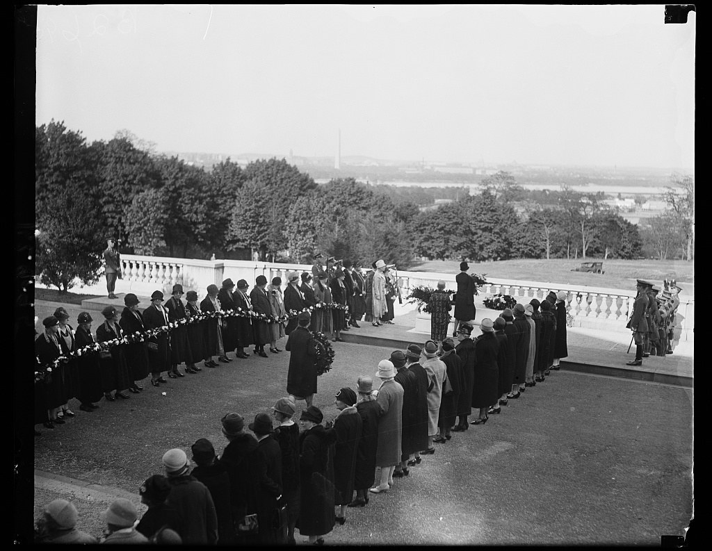 Gold Star and American War Mothers at the Tomb of the Unknown Soldier